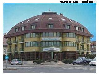 Amadeus Hotel
