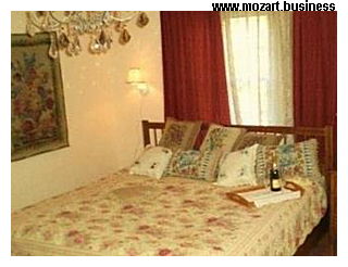 Mozart Guest House Seattle Bed and Breakfast Mozart Guest House Seattle Bed and Breakfast